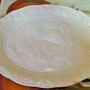 Vtg Signature Turkey Thanksgiving Platter White Japan 18 inches Ceramic Embossed